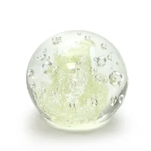 Skleněné těžítko se zeleným pigmentem