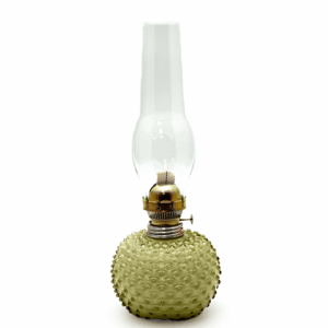 Petrolejová lampa hobnail lesní zelená s opalem