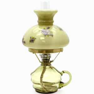 Petrolejová lampa Klára se stínidlem lesní zelená