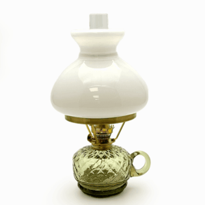 Petrolejová lampa lesní zelená kerosene lamp