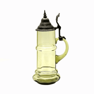 Skleněný půllitr s cínovým víkem