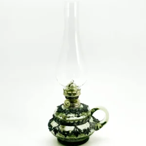 Petrolejová lampa - Krakle - lesní zelená - zdobená cínem