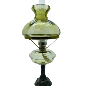 Petrolejová lampa s cínovou nohou