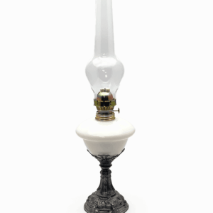 Petrolejová lampa s cínovou nohou