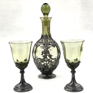 Dárková souprava zdobená cínem