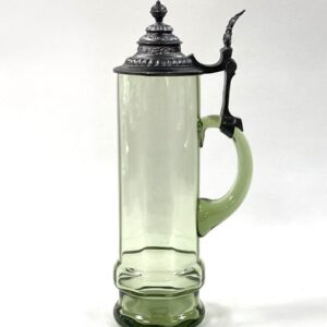 Skleněný půllitr s cínovým víčkem