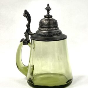 Půllitr s cínovým víčkem