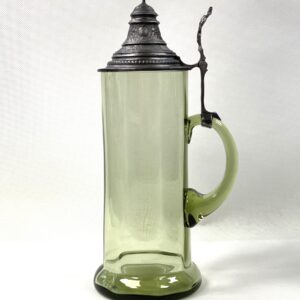 Půllitr s cínovým víčkem