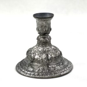 Cínová noha k petrolejové lampě